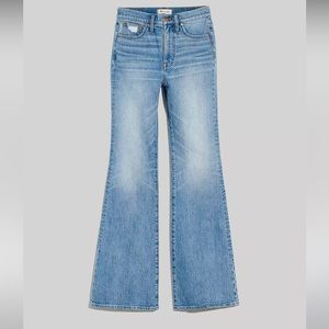 Madewell The Perfect Vintage Flare Jean in Delavan Wash